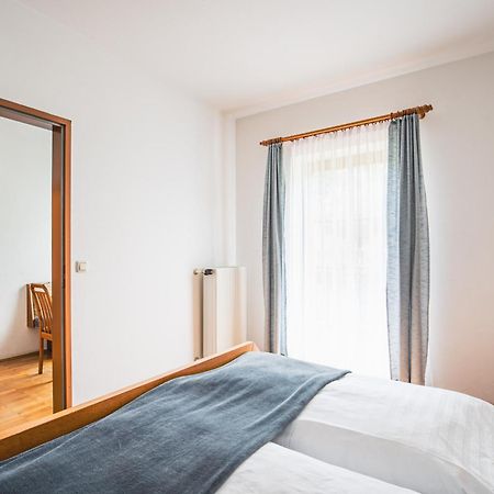 Gasthof Wiesenhofer Hotel Miesenbach  Екстериор снимка