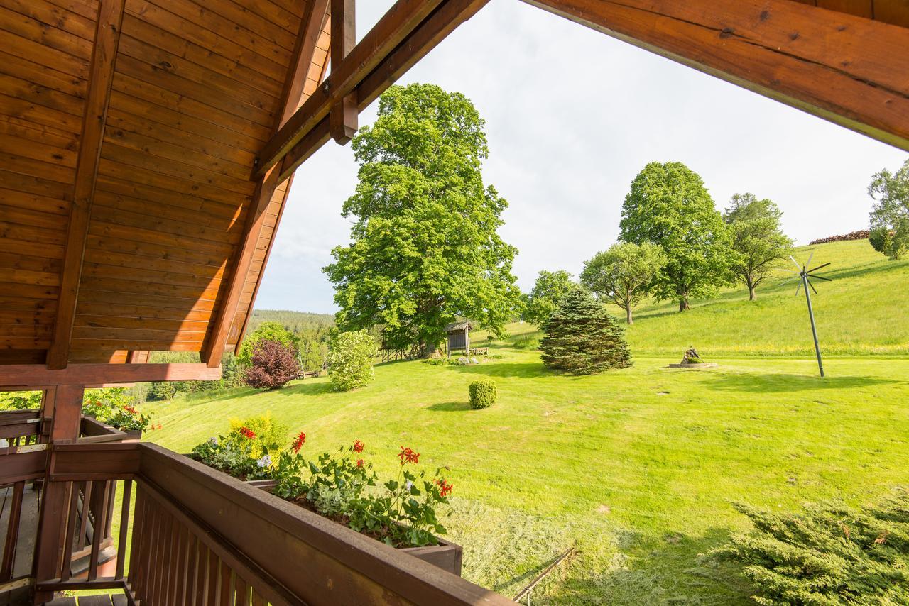 Gasthof Wiesenhofer Hotel Miesenbach  Екстериор снимка